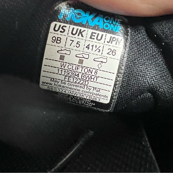 Hoka One One Clifton 8 Shoes Black White Running  Athletic Women’s size 9 B - Picture 10 of 11